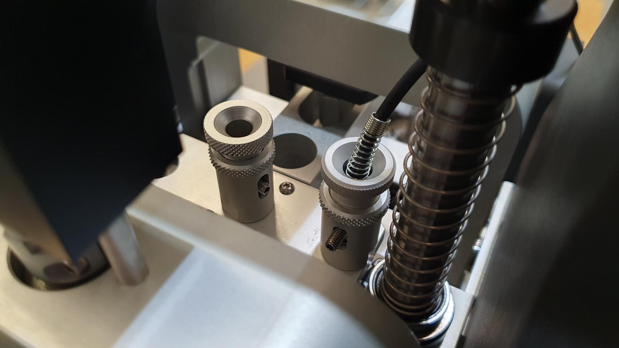 四点弯曲梁疲劳试验系统 - suncitygroup太阳集团